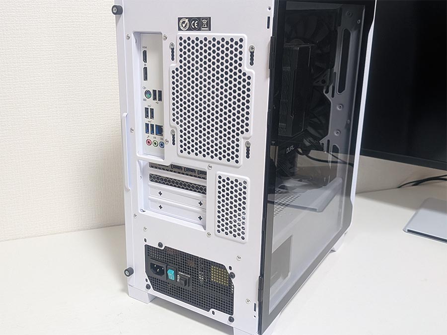 PCのケーブルは全て抜く